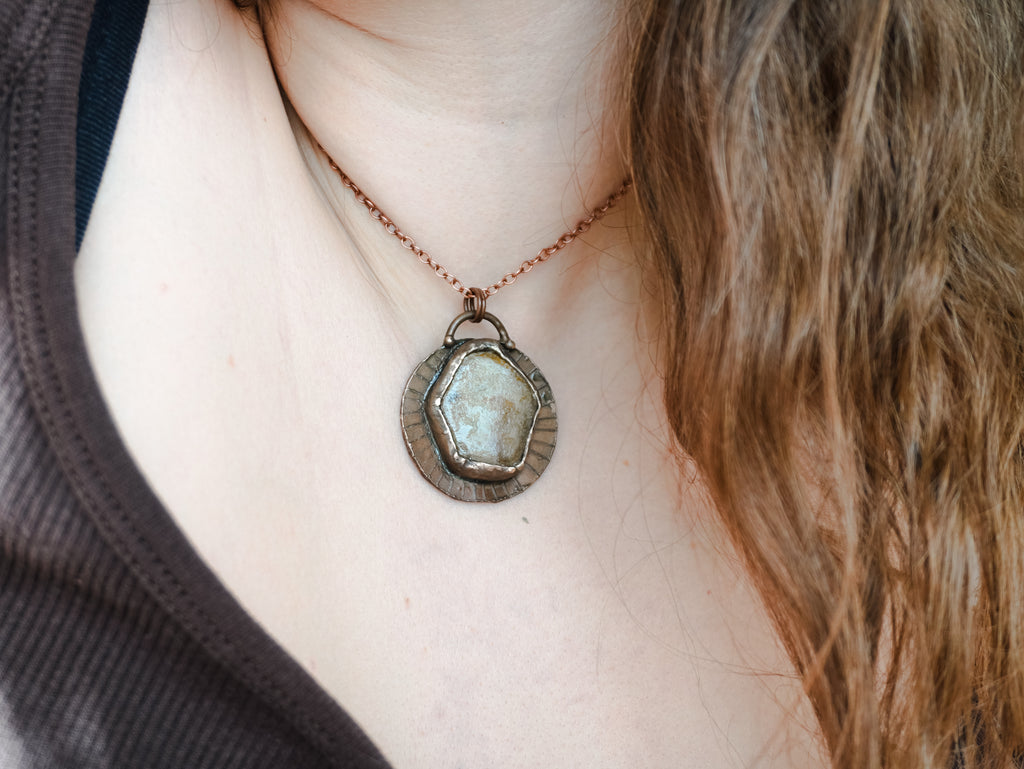 Collana Chalviri