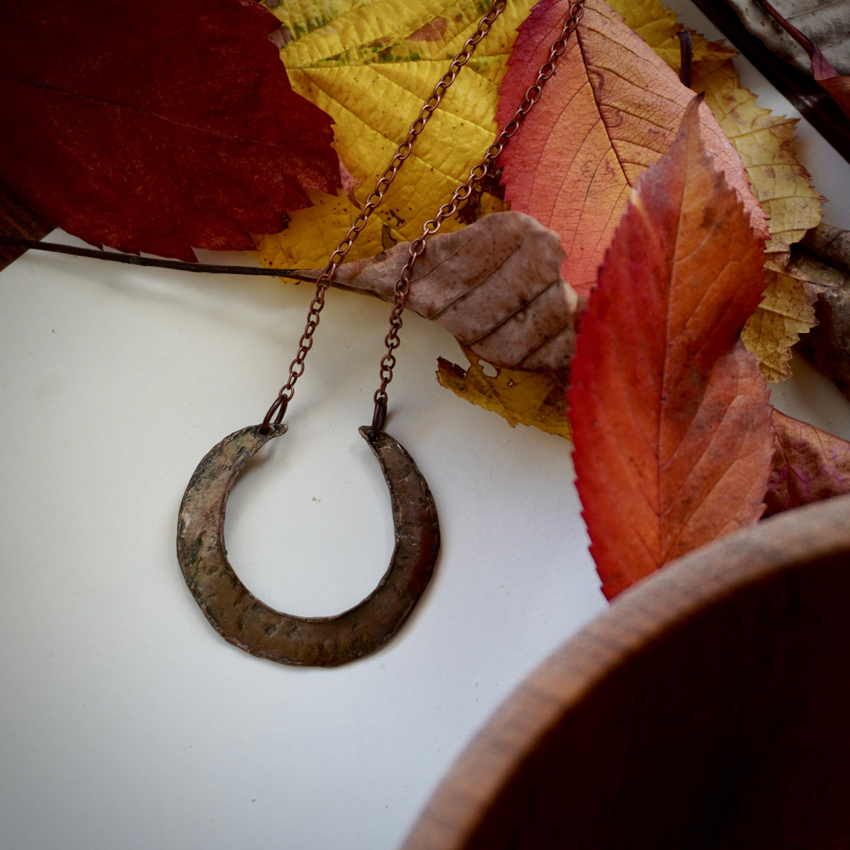 Collana con mezzaluna minimal