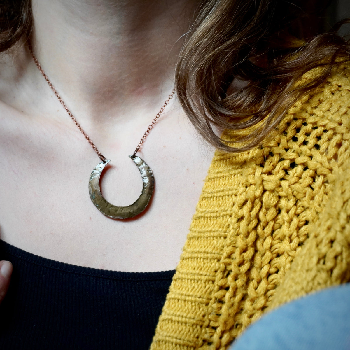 Collana con mezzaluna minimal