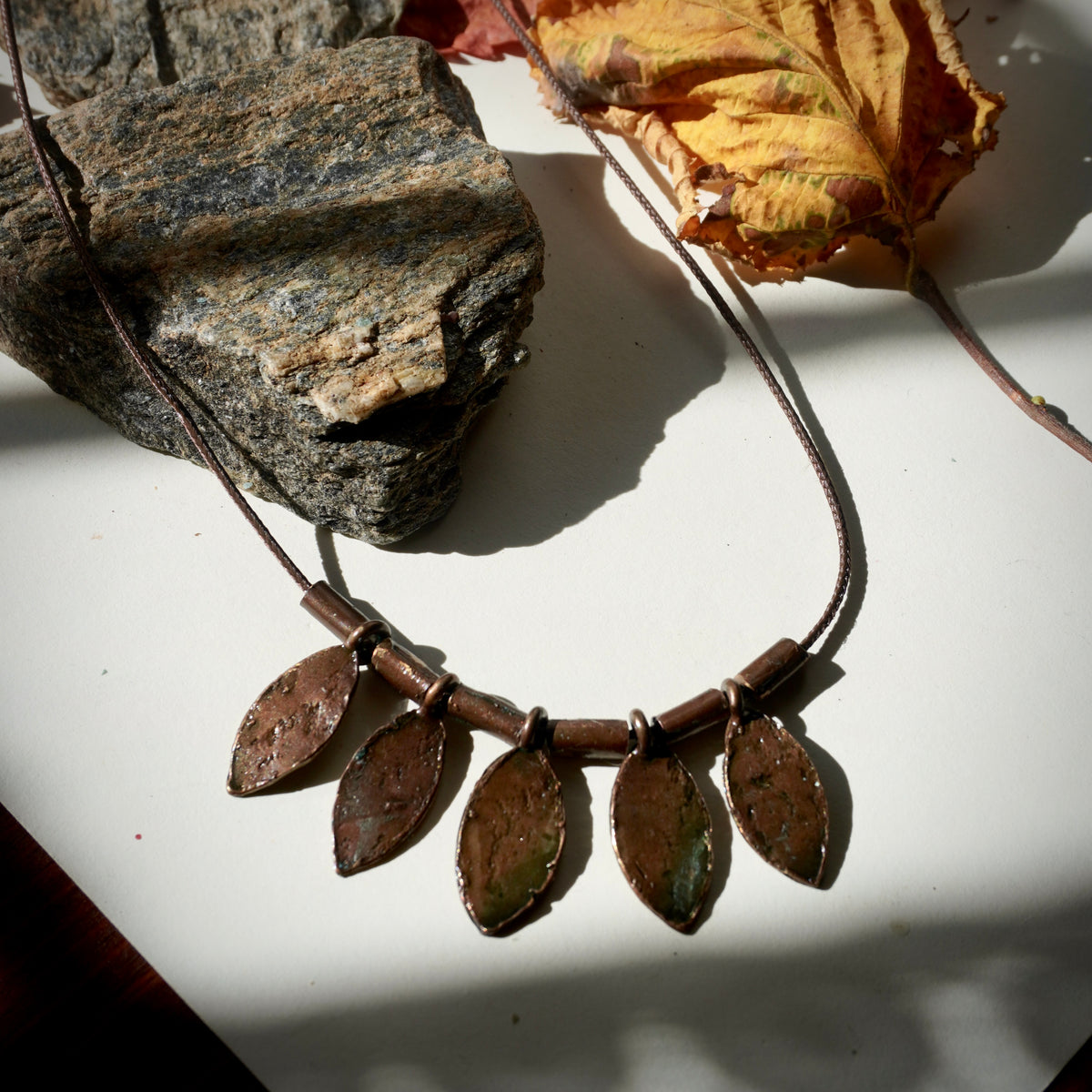 Collana piume