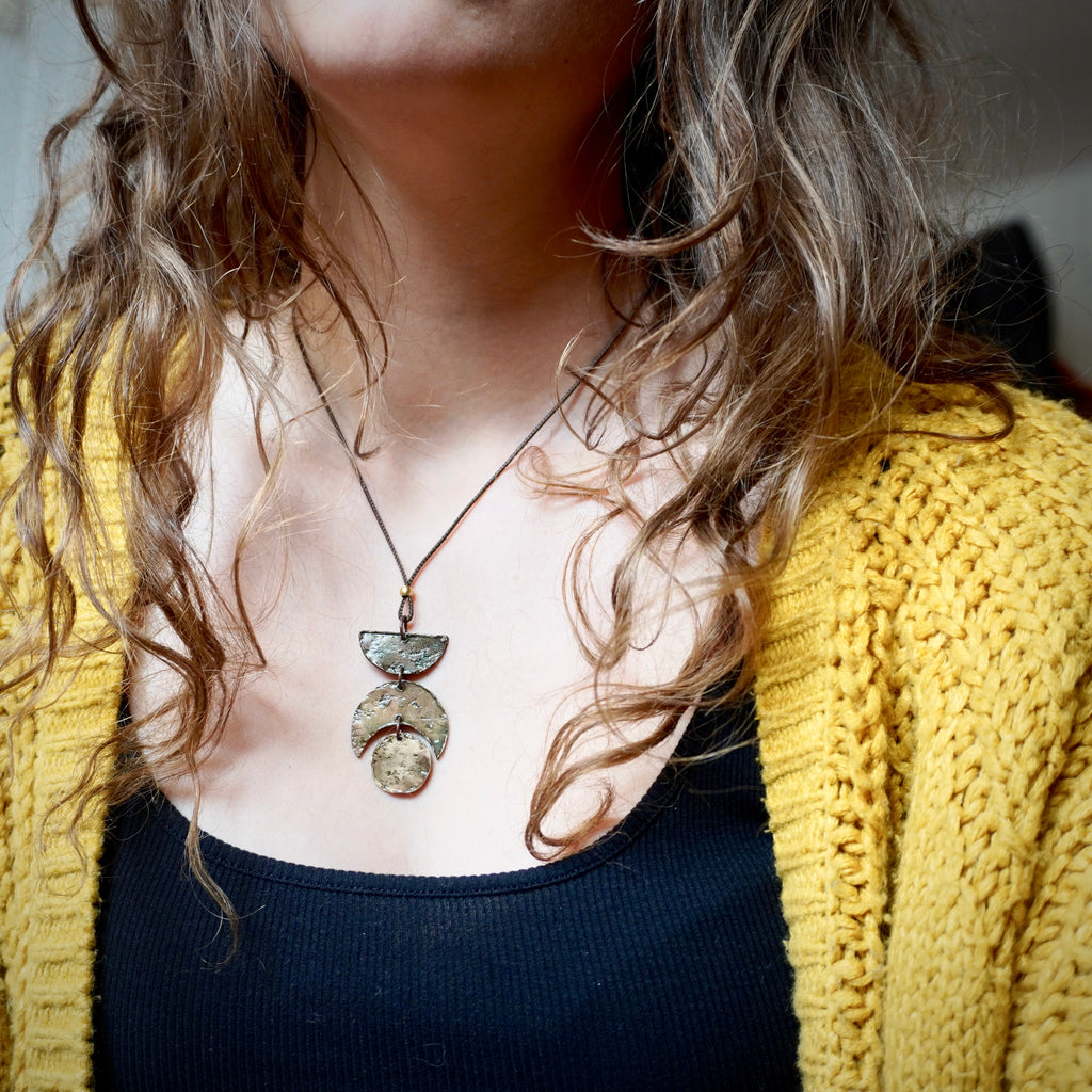 Collana composizione mezzaluna