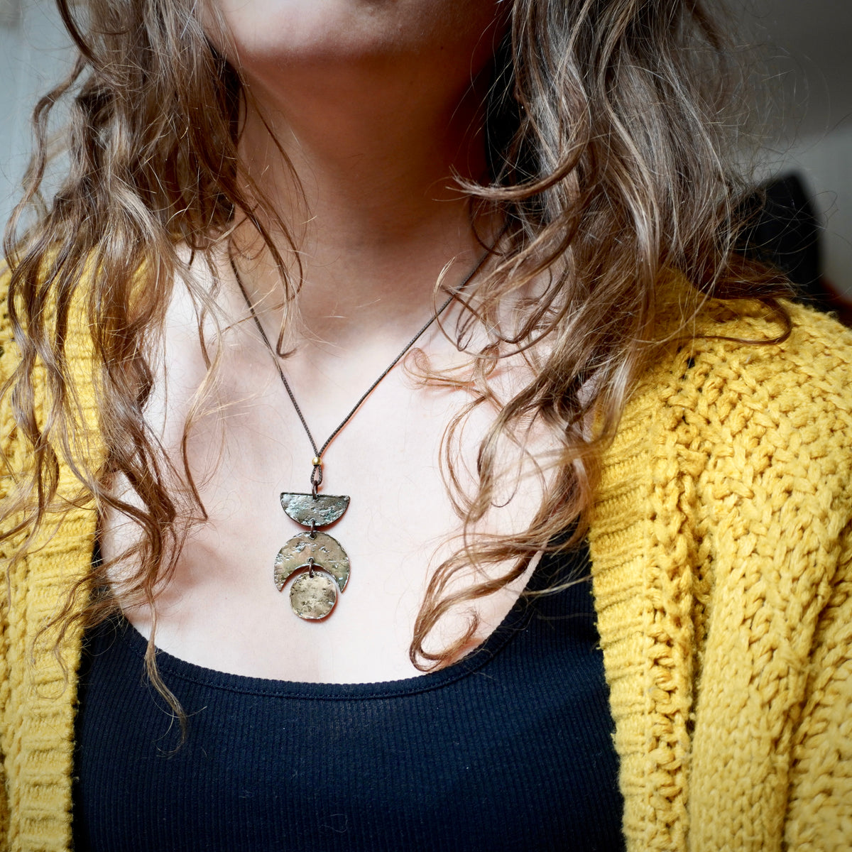 Collana composizione mezzaluna