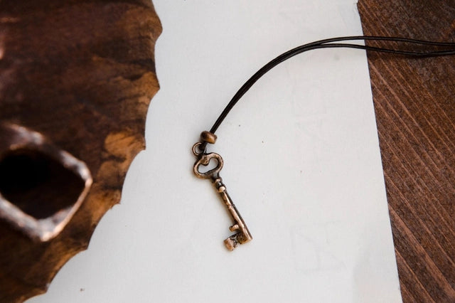 Collana Chiave in ferro battuto