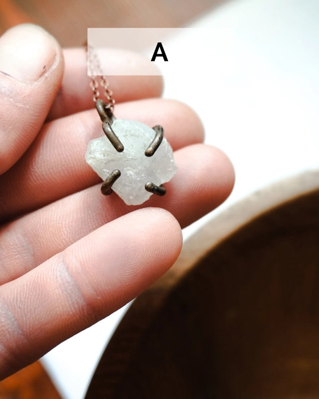 Collana con quarzetto grezzo